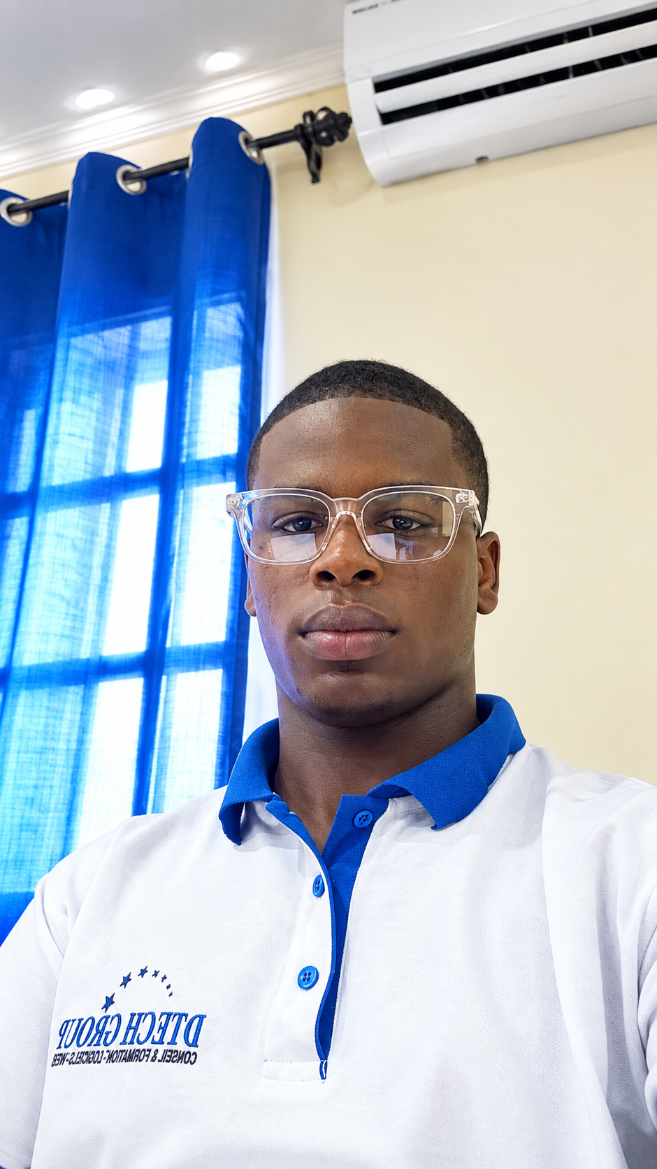 Portrait de Yawo Josué AVOGA